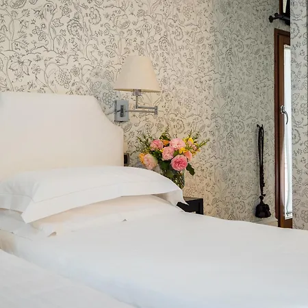 Al Gelso Bianco Aparthotel