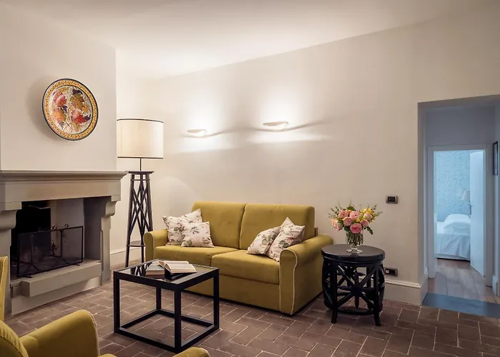 Al Gelso Bianco 4* SantʼAppiano