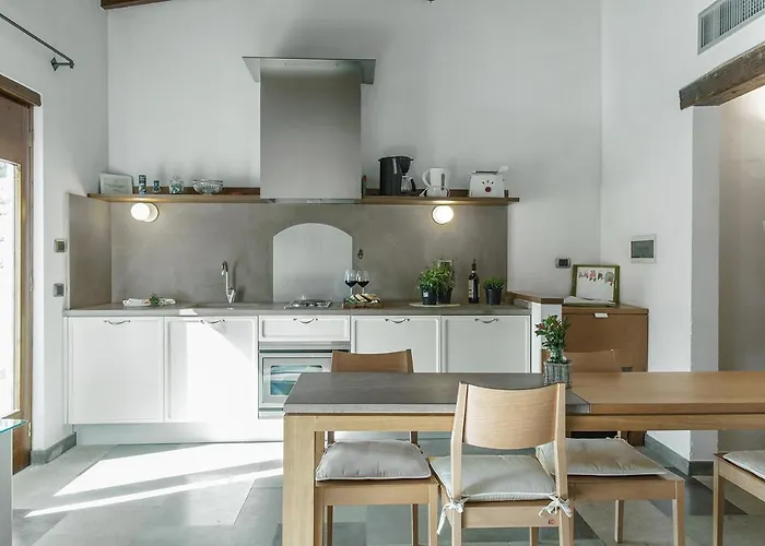 アパートホテル Al Gelso Bianco SantʼAppiano